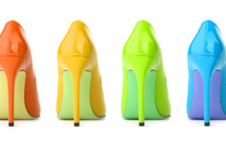 Sei scarpe da donna molto coorate e con tacco alto